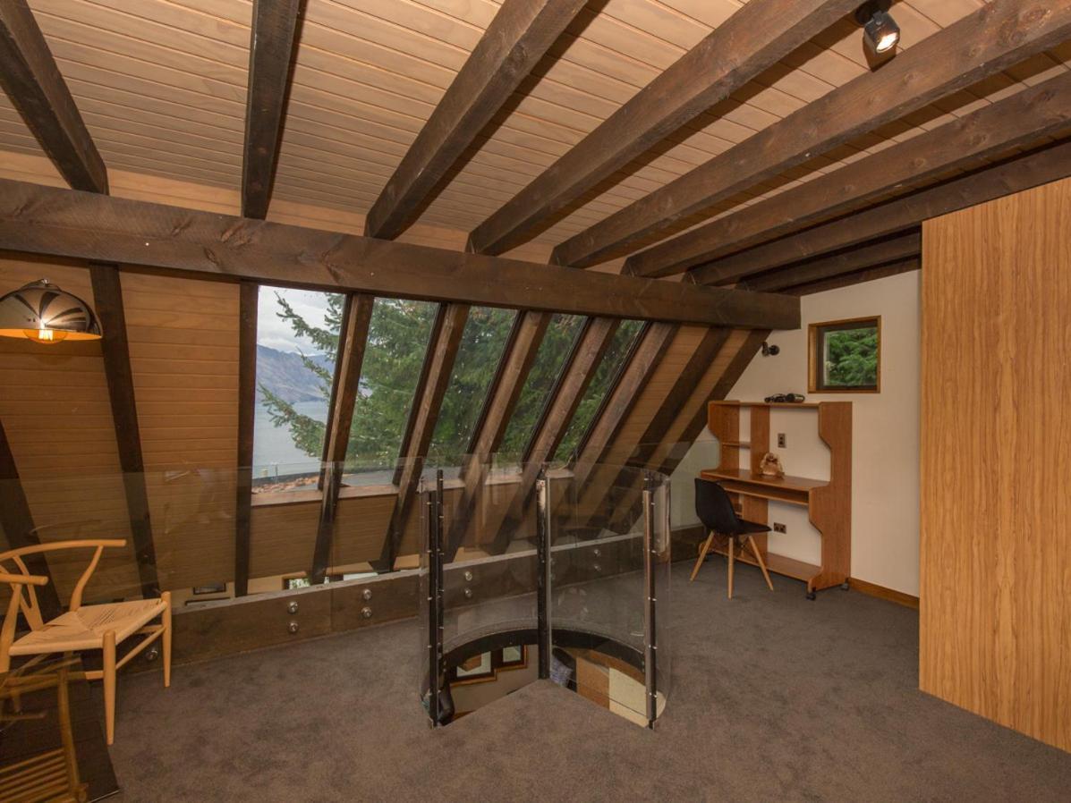 Crows Nest - Queenstown Holiday Home Exterior foto